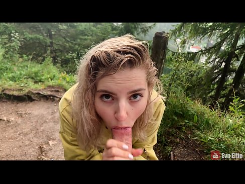 ❤️ Dievča prehĺta semeno po verejnom fajčení - Eva Elfi ❤️❌ Šukanie video na sk.xxxifuck.ru ❌